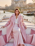 Cargar la imagen en la vista de la galería, Manteau long rose 100% laine KATY — Oversize & Luxueux