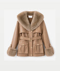 Charger l'image dans la visionneuse de la galerie, Veste Parka beige Fausse Fourrure MERYL – Effet Cuir