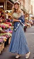 Load image into Gallery viewer, Top sequins glam chic ✨ Bleu Liberty