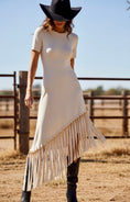 Load image into Gallery viewer, Robe Midi Franges Asymétrique CHEYENNE western Chic