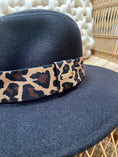 Charger l'image dans la visionneuse de la galerie, Chapeau bande léopard JIKI