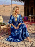 Load image into Gallery viewer, Robe Bohème Gypsy ANNA – Jean Tie & Dye Paillettes | Taille Unique