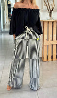 Load image into Gallery viewer, Pantalon Joana — Rayures Noir & Blanc | Style Resort Boho
