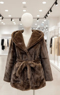 Charger l'image dans la visionneuse de la galerie, Veste fausse fourrure LILI