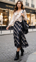 Charger l'image dans la visionneuse de la galerie, Jupe longue carreaux et dentelle LADY
