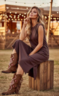 Charger l'image dans la visionneuse de la galerie, Robe Coton Chocolat Cloutée WYNONA – Robe Midi Rock