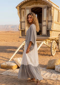 Cargar la imagen en la vista de la galería, Robe longue AVA - manches papillon & perles🌙⭐️