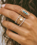 Cargar la imagen en la vista de la galería, Bague PALOMA Pierres Turquoises et Or – Boho chic