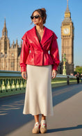 Cargar la imagen en la vista de la galería, Blouson Simili Cuir Rouge KATE — Veste rétro année 80