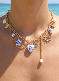 Load image into Gallery viewer, Collier Breloques Doré FIDJI – Collier Bohème Femme Cœurs & Croix🩵