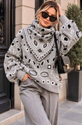 Load image into Gallery viewer, Pull avec foulard bandana en maille grise JOE