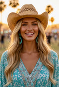 Cargar la imagen en la vista de la galería, Robe Longue Bohème COACHELLA | Floral Turquoise, Broderie Sequins & Perles💫🌙