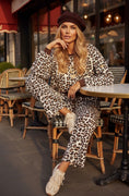 Load image into Gallery viewer, Jogging Léopard broderies dorées Amour 🐆❤️