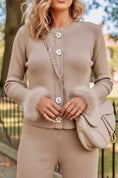 Charger l'image dans la visionneuse de la galerie, Ensemble maille JACKY – pull Boutons Fleurs bijoux & Pantalon Large