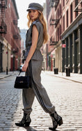 Load image into Gallery viewer, Ensemble Prince de Galles SOHO – Veste & Pantalon Femme