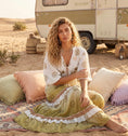Cargar la imagen en la vista de la galería, Robe Longue Carmen | Bohème Gipsy Tie & Dye - Perles & Sequins✨🌙 (Copie)