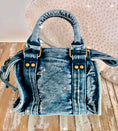 Load image into Gallery viewer, Petit Sac jean used délavé NEW YORK