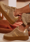 Load image into Gallery viewer, Baskets femme SAMBA à paillettes dorées et beige