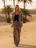 Cargar la imagen en la vista de la galería, Conjunto raso leopardo talla VIC
