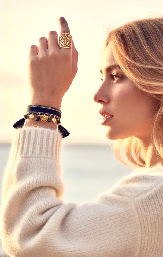 Bracelet Canvas noir avec breloques MARIANNE✨🖤