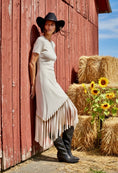 Load image into Gallery viewer, Robe Midi Franges Asymétrique CHEYENNE western Chic
