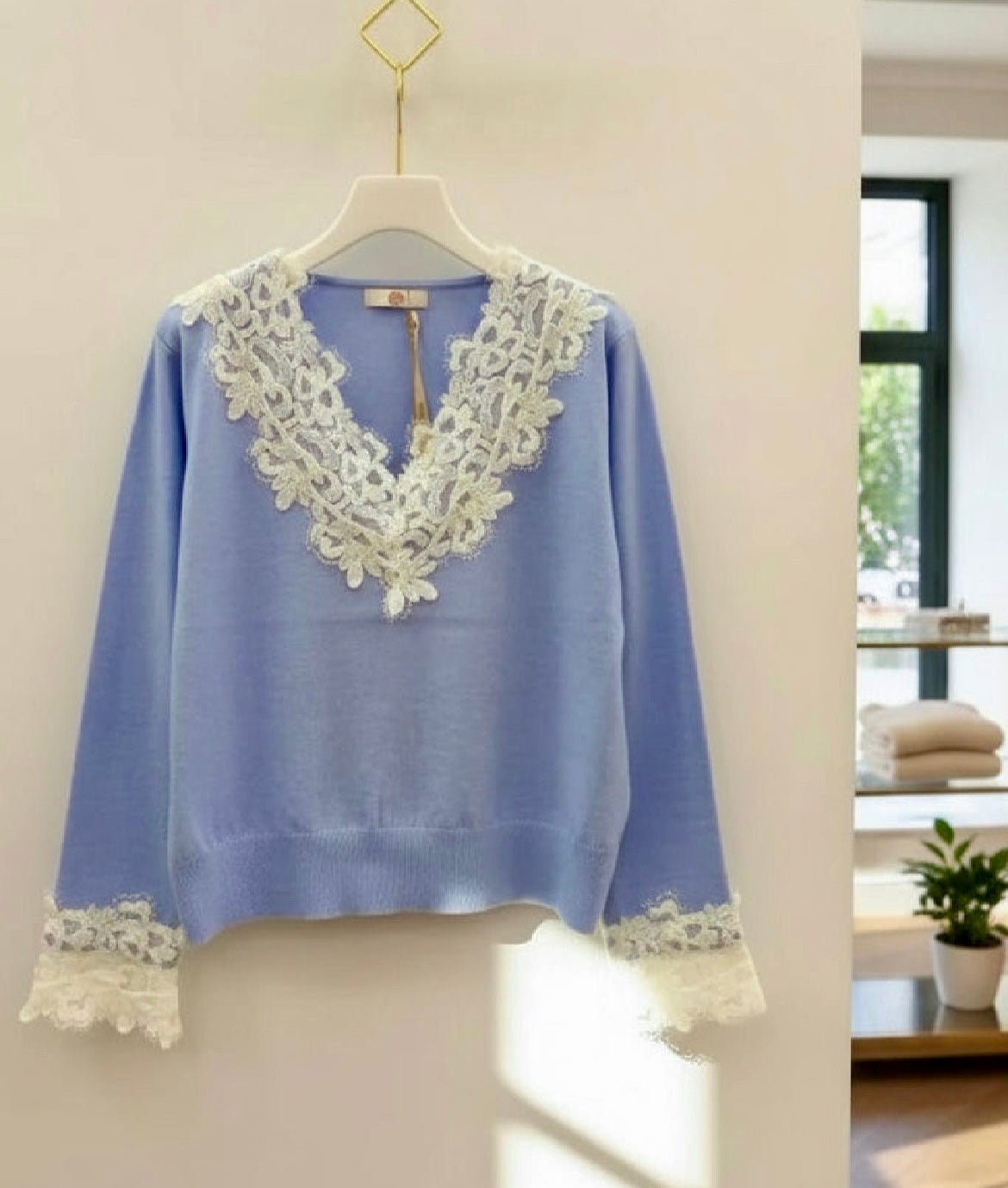 Pull fin bleu dentelle ZIA