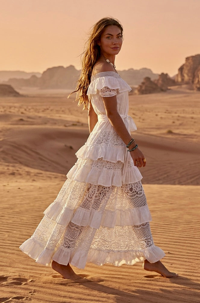 Robe Boho gipsy Blanche ESMERALDA | Dentelle & volants| Hippie Chic