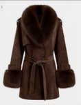 Charger l'image dans la visionneuse de la galerie, Manteau BLAKE — Trench Chocolat & Fausse Fourrure
