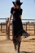 Load image into Gallery viewer, Robe Midi Franges Asymétrique CHEYENNE western Chic
