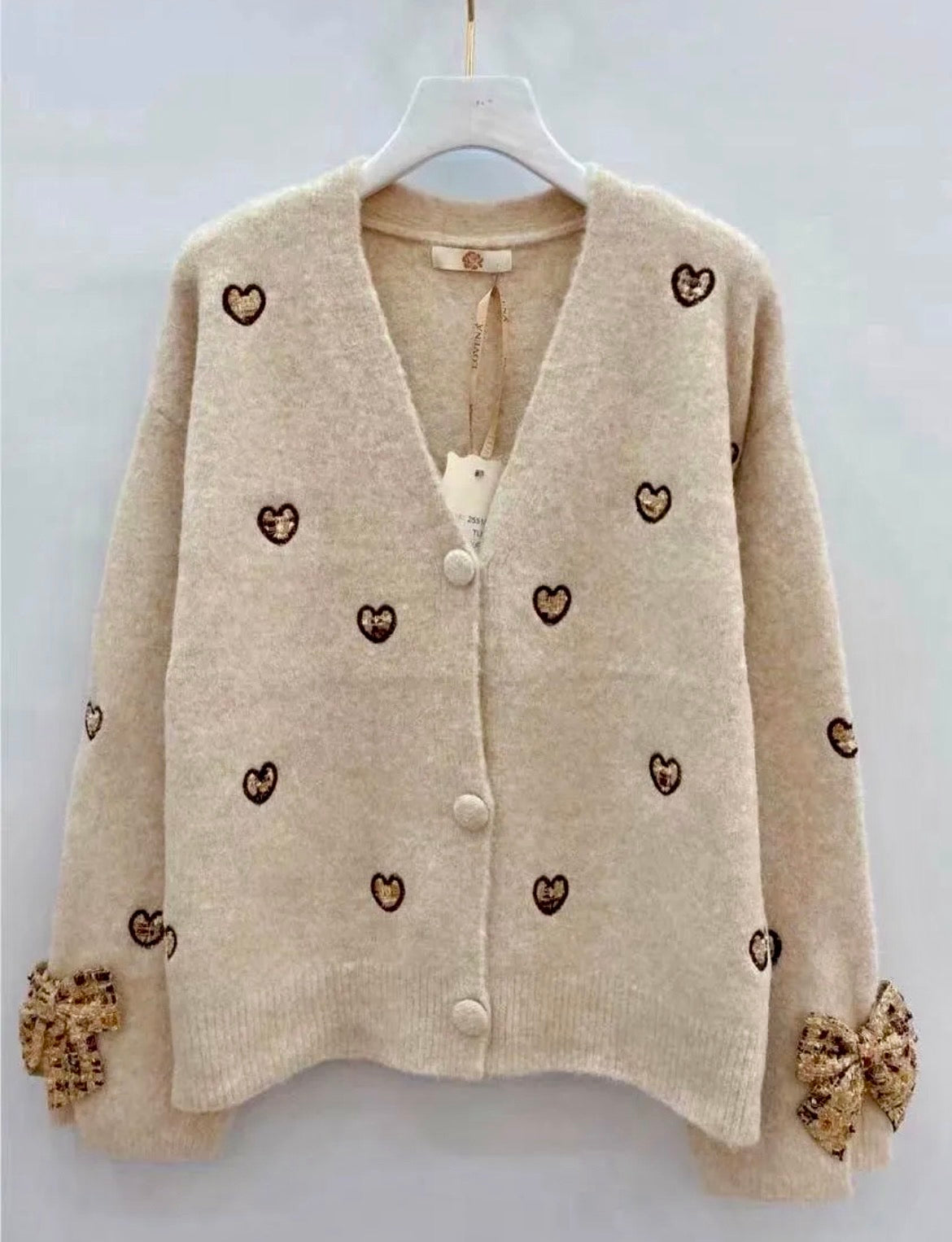 Gilet Beige – Cœurs Paillettes & Nœuds | ELIZABETH