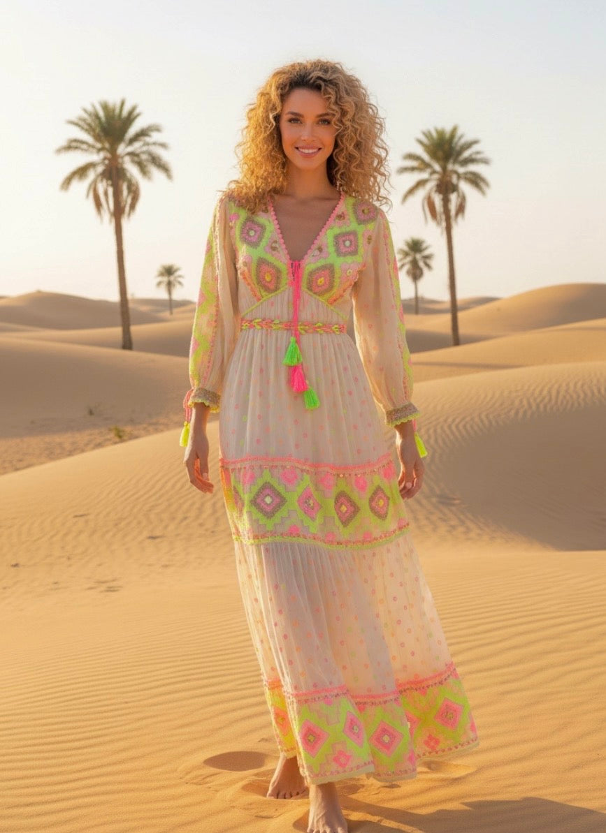 Robe Longue Bohème CALISTA — Paillettes & Pompons Gipsy🌸