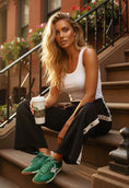 Load image into Gallery viewer, Pantalon Noir Large Bandes Étoiles HARLEM🖤
