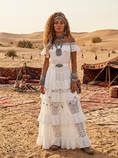 Load image into Gallery viewer, Robe Boho gipsy Blanche ESMERALDA | Dentelle & volants| Hippie Chic
