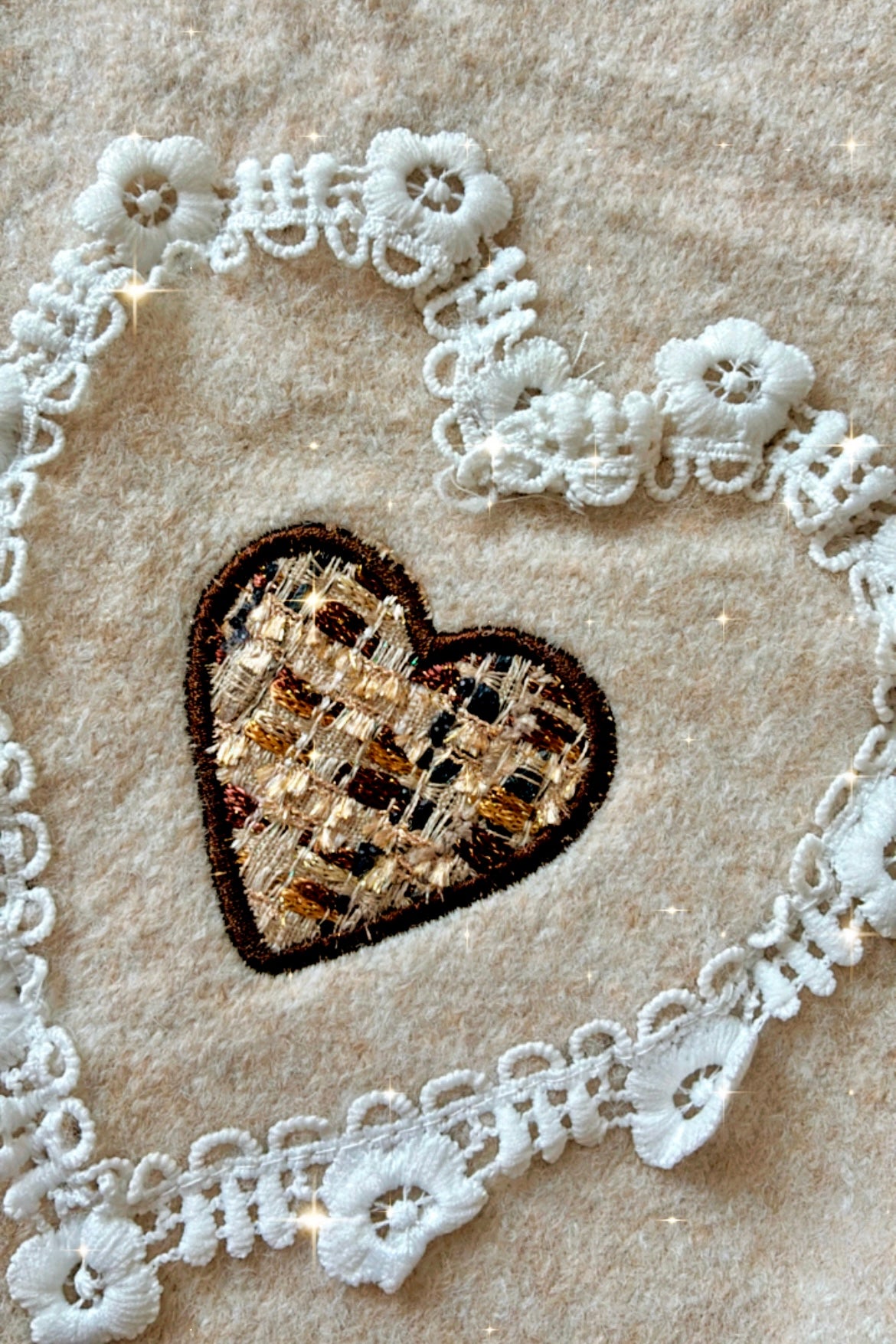 Gilet avec dentelle et cœur GINA