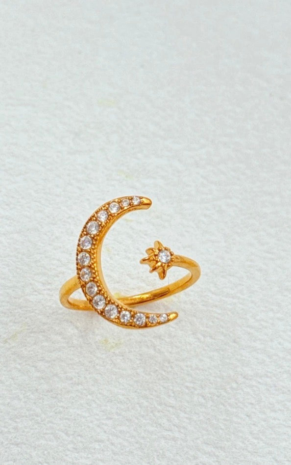 Bague Lune & Brillants CLOTILDE | Ajustable Dorée💫🌙
