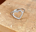 Load image into Gallery viewer, Silver heart ring set with PEGGY
