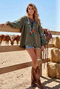 Charger l'image dans la visionneuse de la galerie, Bottes Santiags Franges Brodées MONTANA – Style Western Boho Femme🤎🌵
