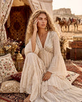 Load image into Gallery viewer, Robe Longue Bohème SORAYA | Sequins & Broderies Ivoire
