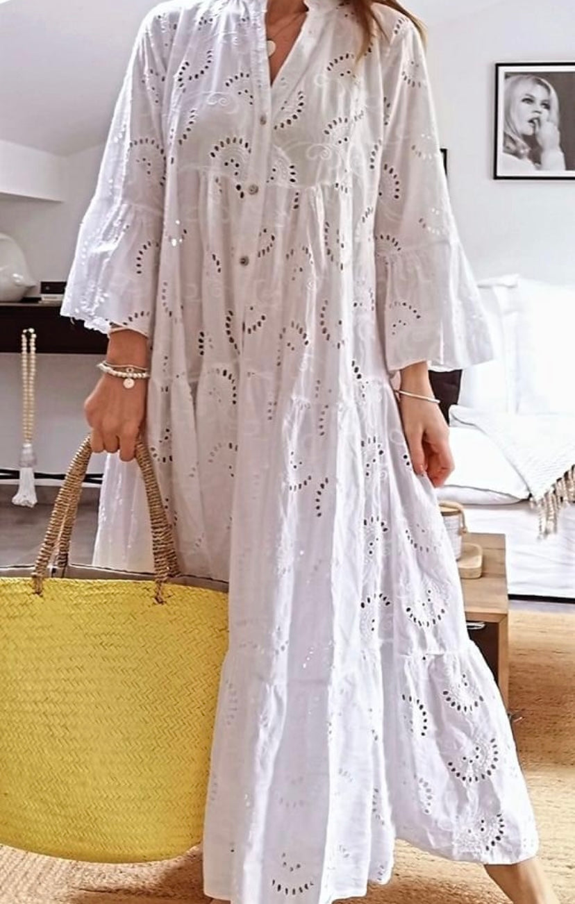 Robe longue broderie anglaise blanche BARDOT