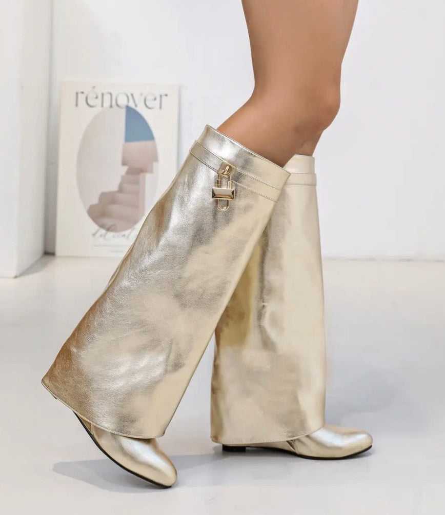Bottes AIMÉE — Cuir doré revers cadenas