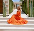 Cargar la imagen en la vista de la galería, Jupon Long Bohème Orange MÉLODIE – Broderies Florales | Style Gitane | Resort Été
