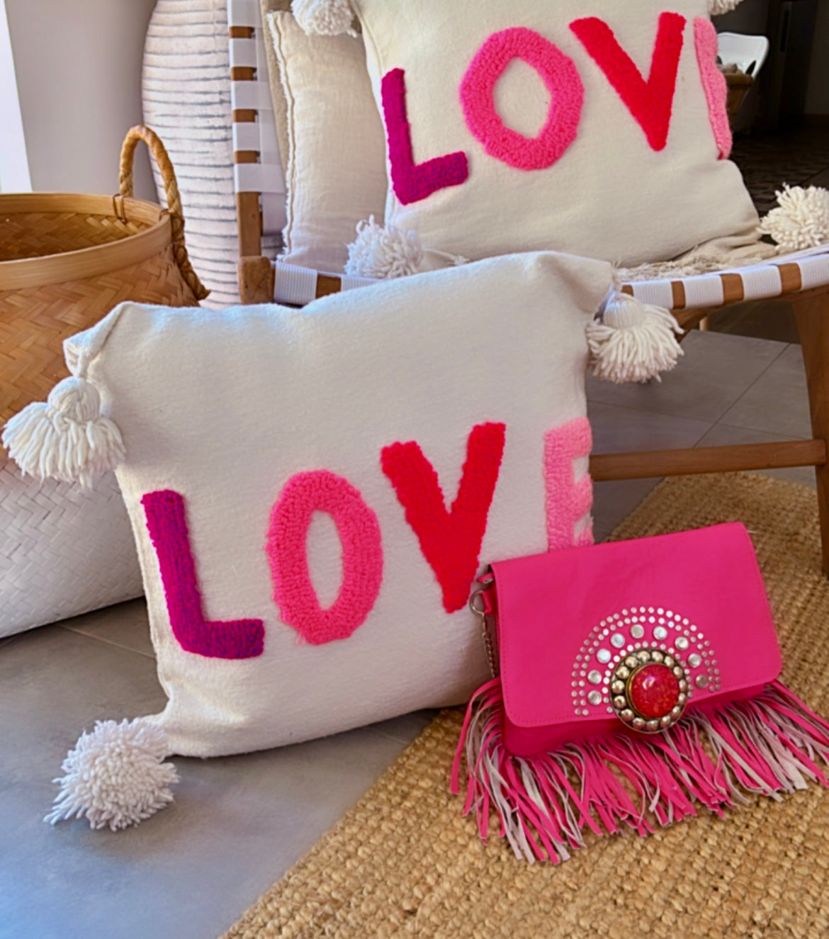 Housse de coussin en laine LOVE