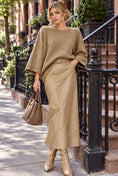 Cargar la imagen en la vista de la galería, Ensemble LAUREN – Pull en maille et jupe longue effet cuir
