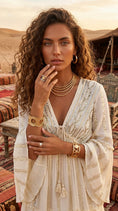 Load image into Gallery viewer, Manchette Dorée Coquillages & Étoile de Mer SIENNA | Style Gypsy Bohème
