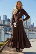 Load image into Gallery viewer, Robe Longue Bi-Matière Chocolat KEYTON
