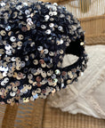 Load image into Gallery viewer, Casquette paillettes argentees LISA
