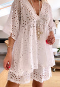 Load image into Gallery viewer, Ensemble blouse  et short  blanc   broderie anglaise LUIJI
