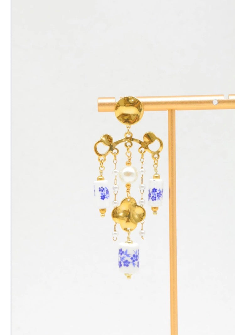Boucles d'Oreilles FIDJI – Bijou Bohème Doré Effet Porcelaine 🌺