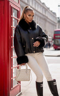 Charger l'image dans la visionneuse de la galerie, Blouson Effet Cuir noir & Fausse Fourrure VALENTINA
