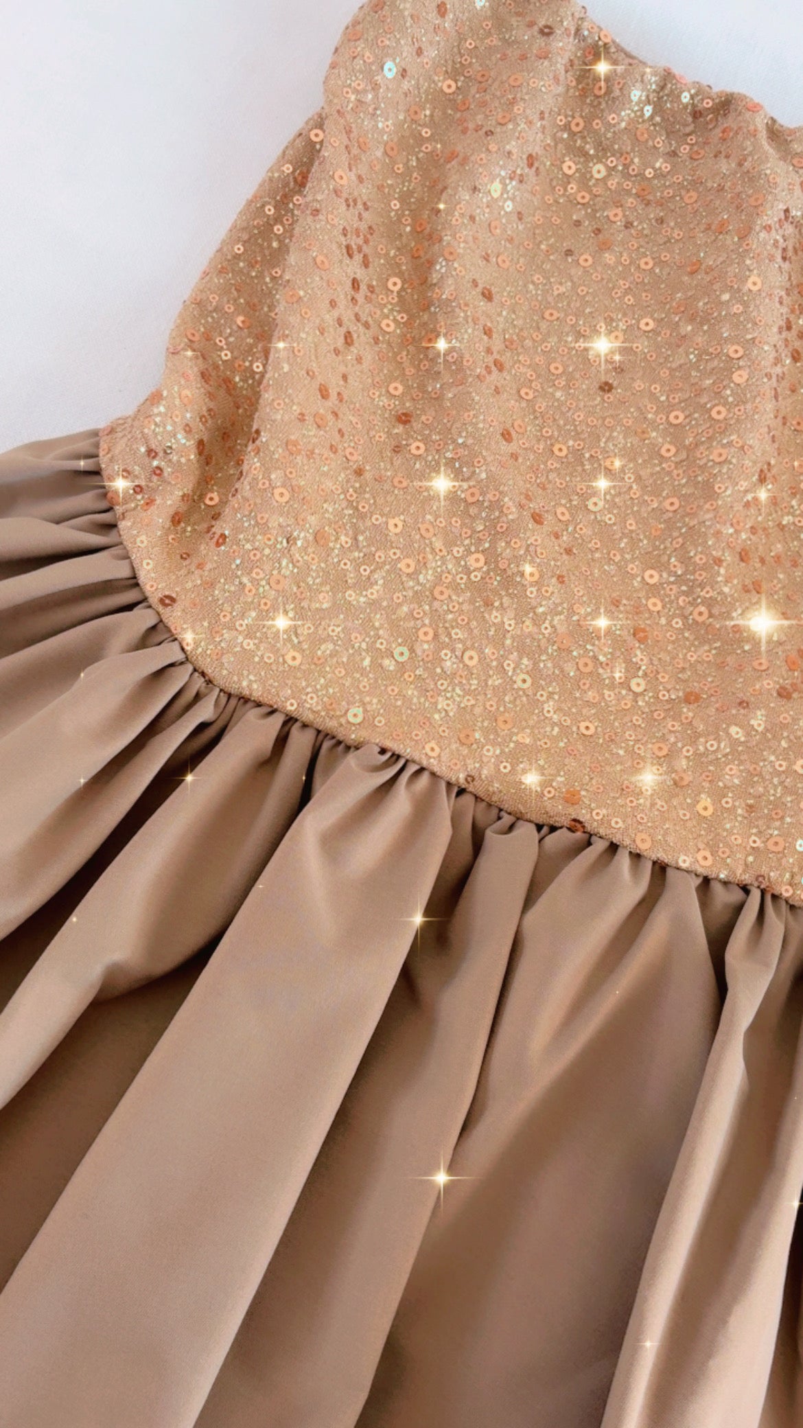 Robe Bustier Sequins Dorés PRETTY | Bubble Chic✨